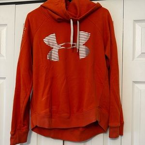 Under Armour Coral Sweatshirt size Medium